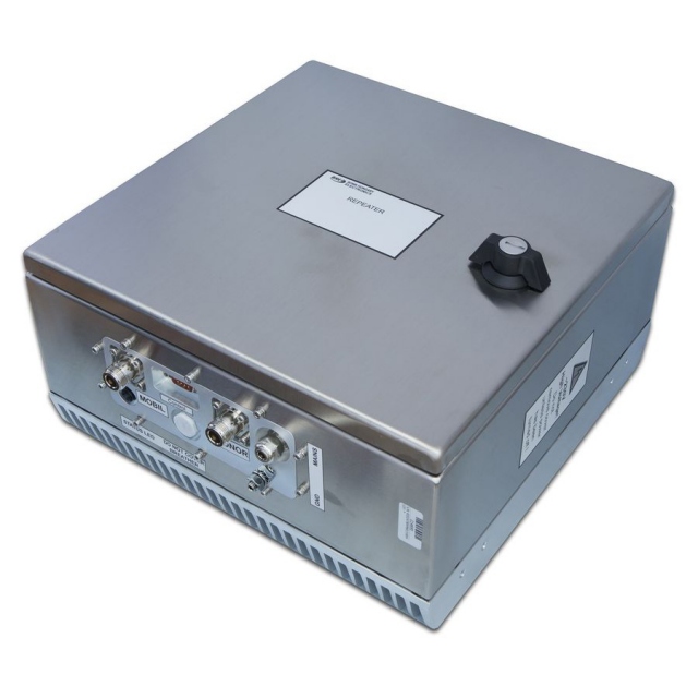 BRTM14 - 400 МГц TETRA селективный ретранслятор